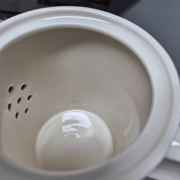 Tim Hortons's Collectible 20 oz Teapot (#2) - Picture 9 of 9